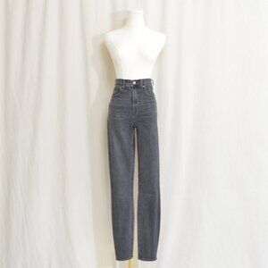 GAP Sky High Rise True Skinny Jeans in washed black size 27 4T